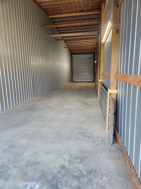 40-foot fully enclosed storage unit with roll-up door